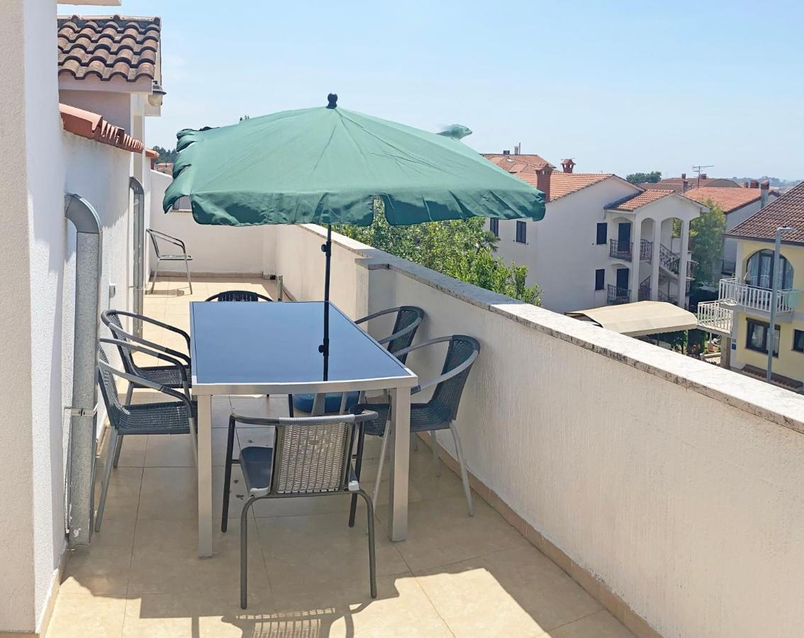 Apartments Vanessa Porec Luaran gambar